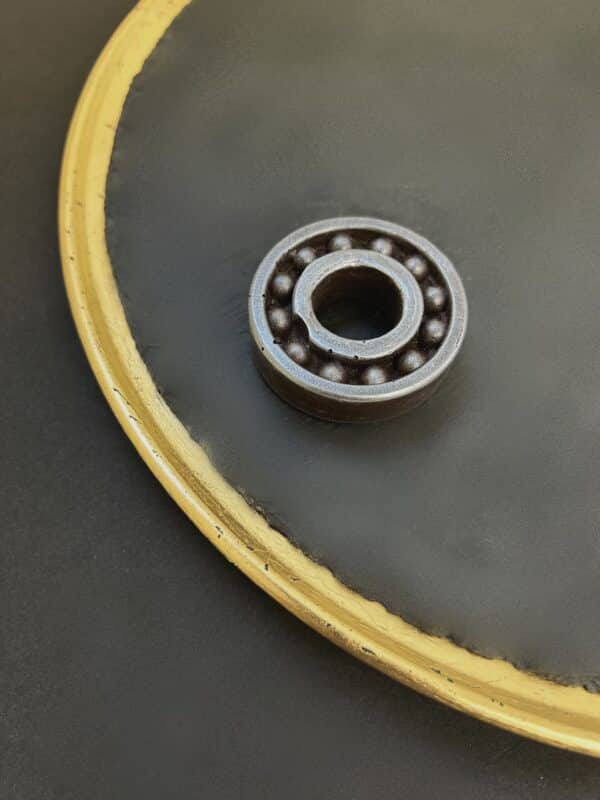 Ball bearing