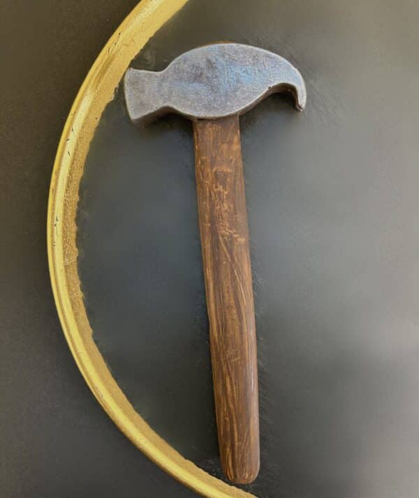 Cobbler's hammer